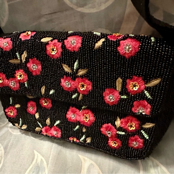 Black Floral Beaded Shoulder Bag by SOL and Mer - Picture 4 of 9